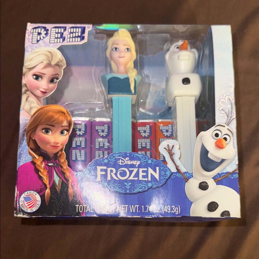 Disney Frozen PEZ Dispenser Gift Set – Elsa & Olaf – New in Box